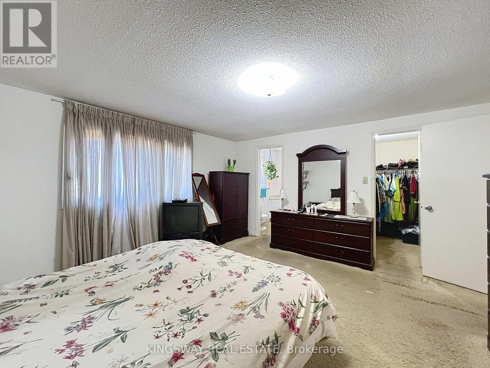 55 Copperwood Square, Toronto (Milliken), Ontario  M1V 2C2 - Photo 17 - E12348386