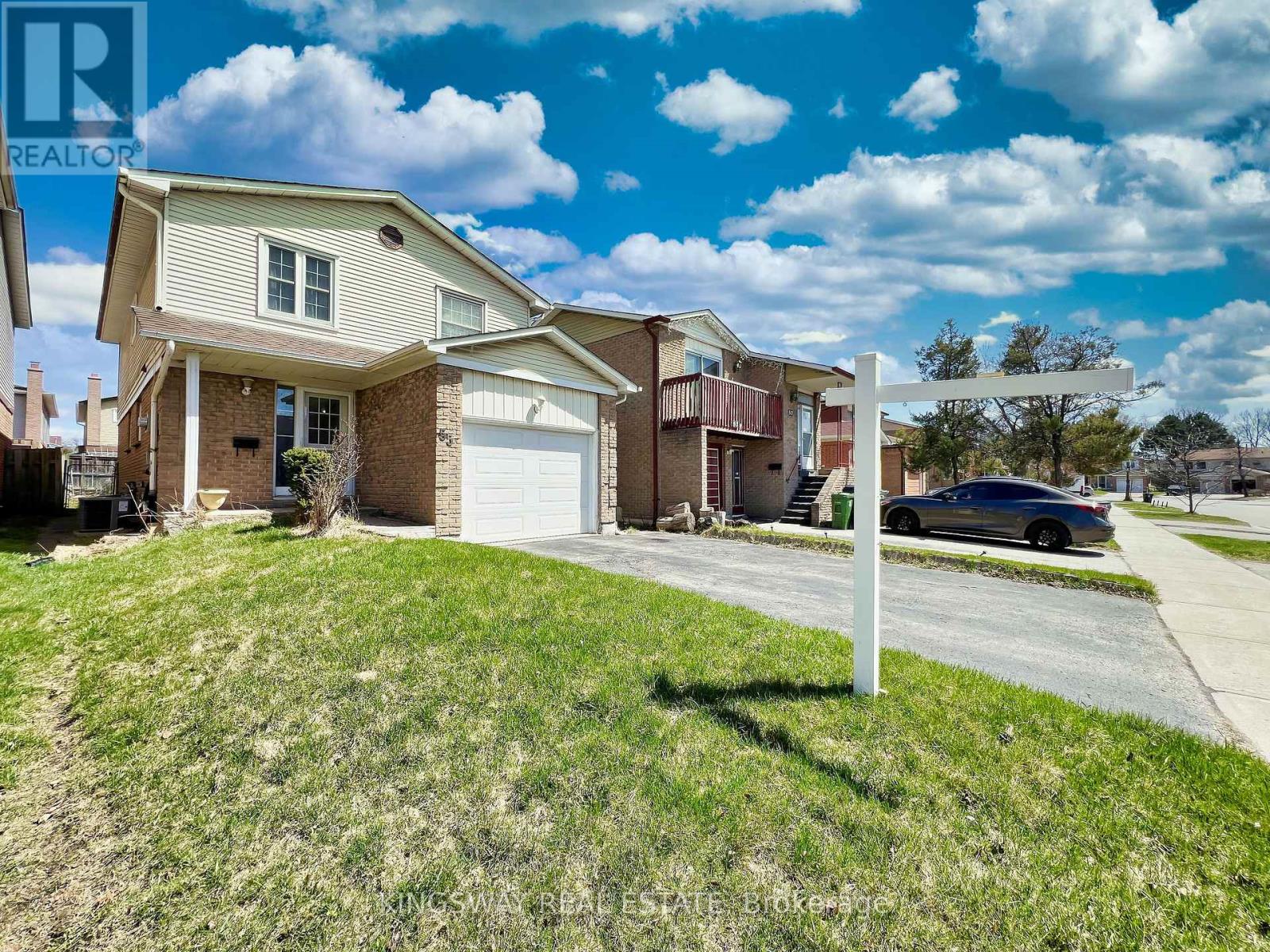 Property at 55 COPPERWOOD SQUARE image 2