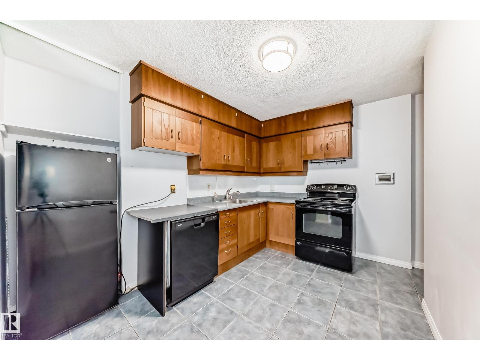#504 9940 112 St Nw, Edmonton, Alberta  T5K 1L8 - Photo 9 - E4453332