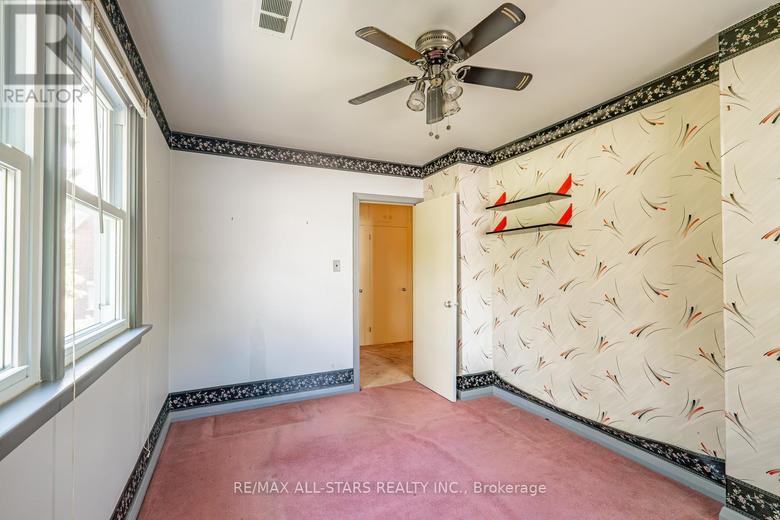 6 Elizabeth Street, Markham, Ontario  L3P 2B4 - Photo 19 - N12348369
