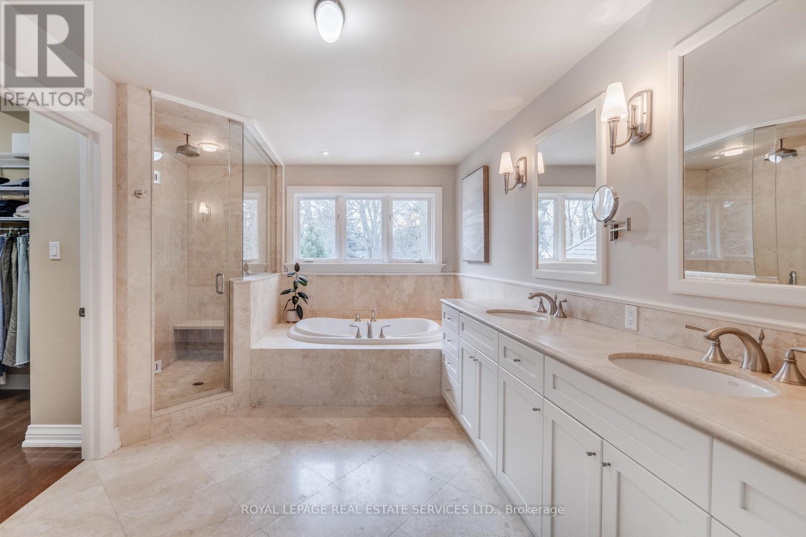 503 Meadow Wood Road, Mississauga (Clarkson), Ontario  L5J 2S4 - Photo 20 - W12348387