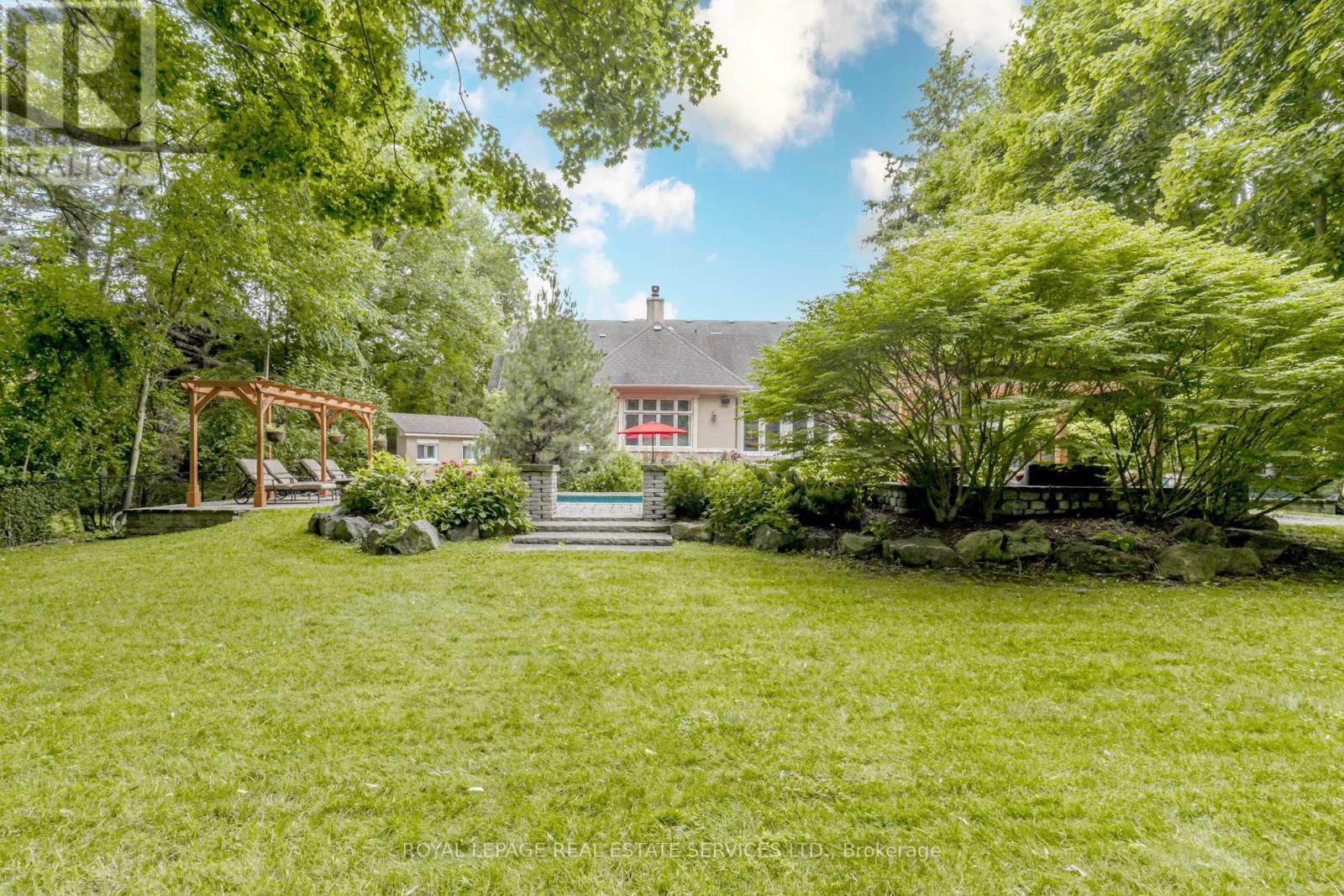 503 Meadow Wood Road, Mississauga (Clarkson), Ontario  L5J 2S4 - Photo 40 - W12348387
