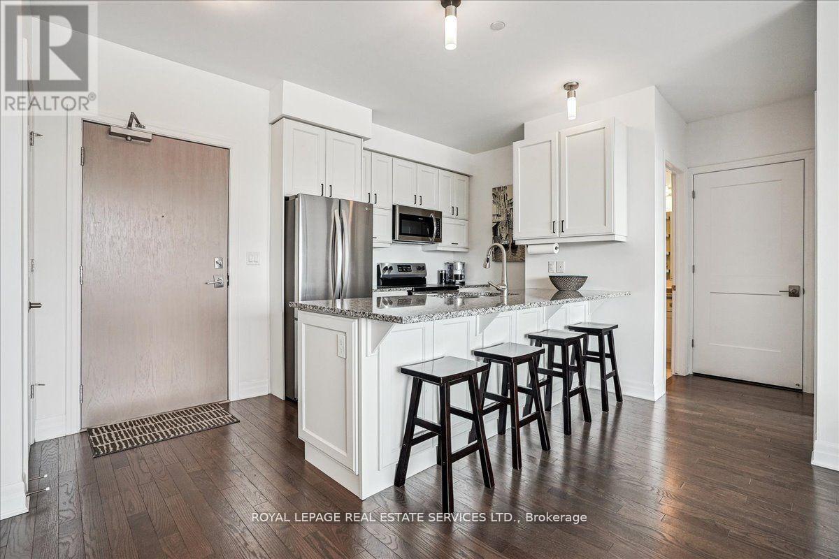 Property at 105 - 3028 CREEKSHORE COMMON image 5