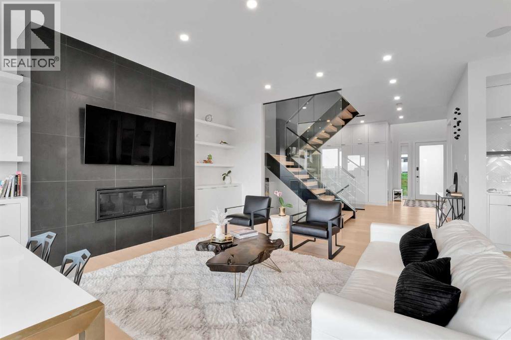 Property at 1005 Drury Avenue NE image 5