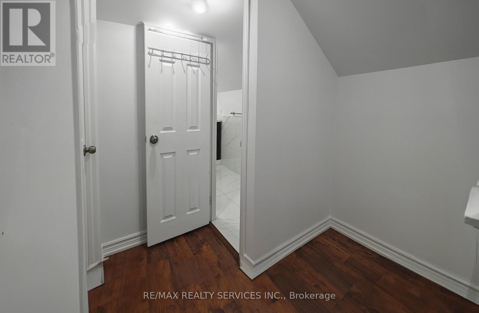 764 Caron Avenue, Windsor, Ontario  N9A 5B6 - Photo 18 - X12348406