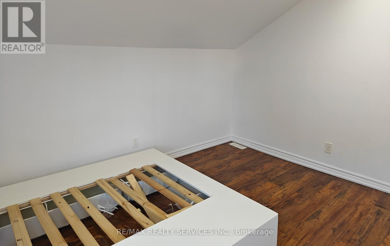 764 Caron Avenue, Windsor, Ontario  N9A 5B6 - Photo 29 - X12348406