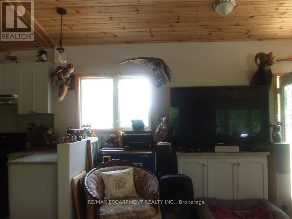 Cottage A & B - 26797 Highway 60 Highway, South Algonquin, Ontario  K0J 2M0 - Photo 18 - X12348407