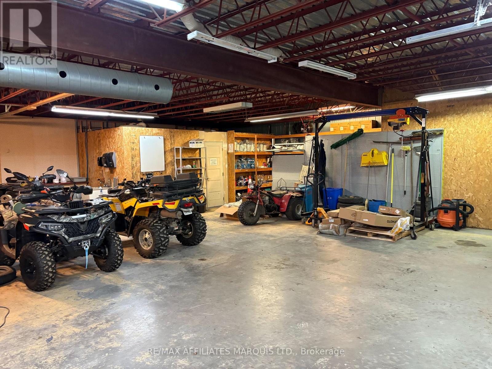 405 Ninth Street W, Cornwall, Ontario  K6J 5X3 - Photo 7 - X12348435