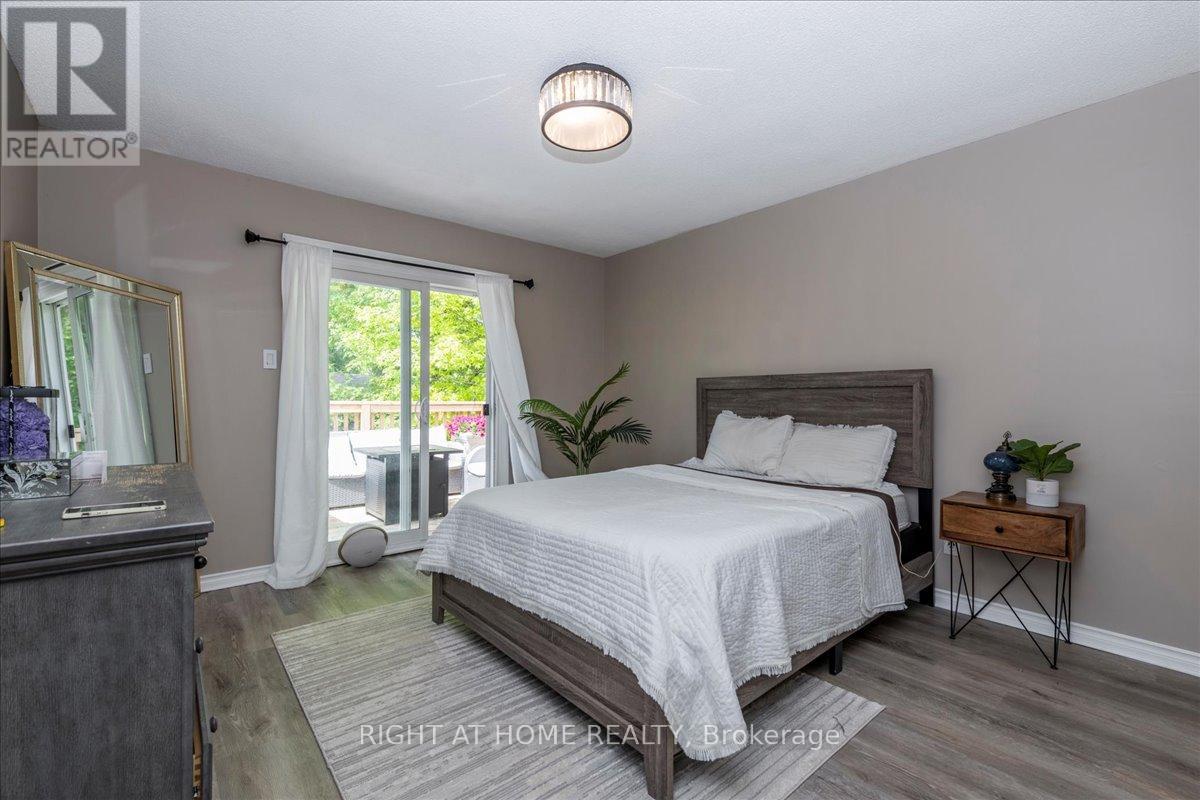 70 Metro Road S, Georgina (Keswick North), Ontario  L4P 1W1 - Photo 13 - N12348439