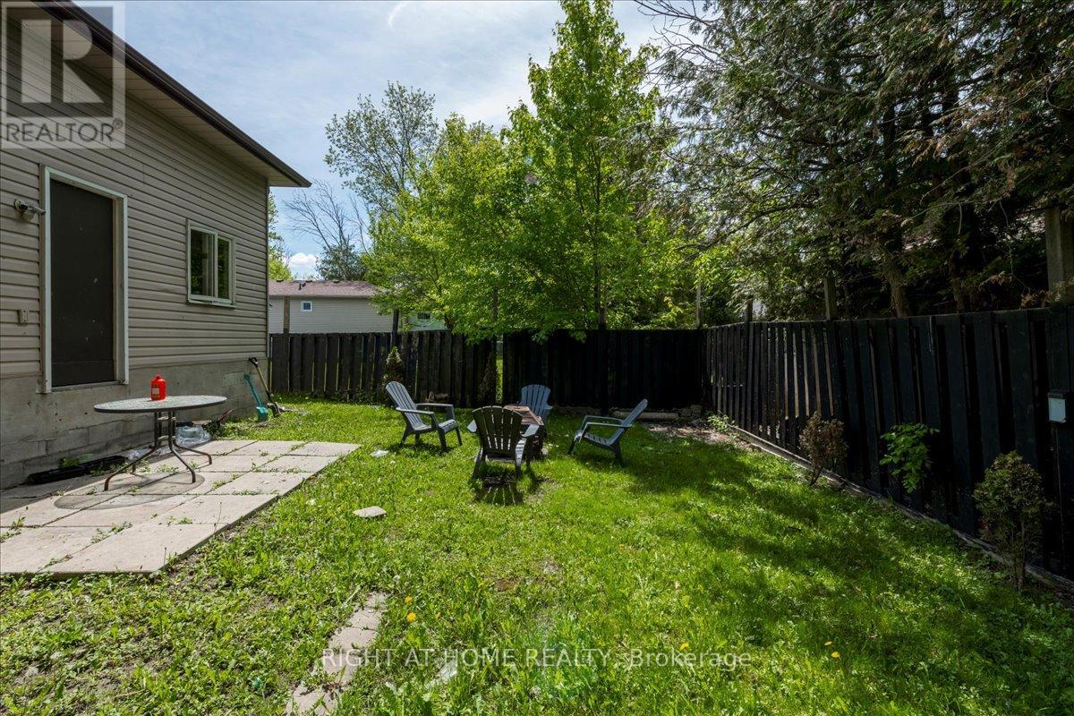 70 Metro Road S, Georgina (Keswick North), Ontario  L4P 1W1 - Photo 28 - N12348439