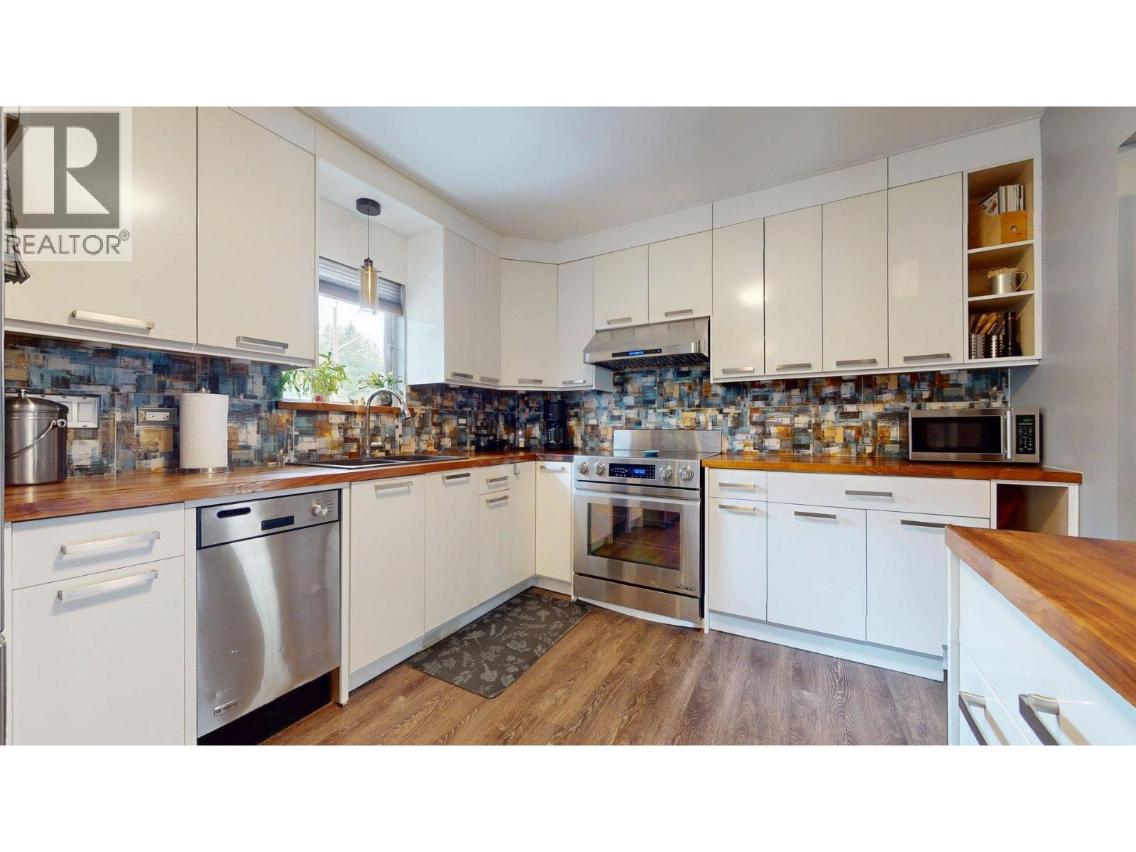 41599 Cottonwood Road, Squamish, British Columbia  V0N 1H0 - Photo 8 - R3037769
