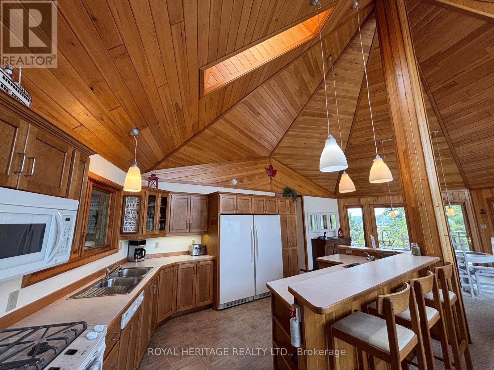 7224 Island 630 Georgian Bay, Georgian Bay, Ontario  P0E 1E0 - Photo 10 - X12340972