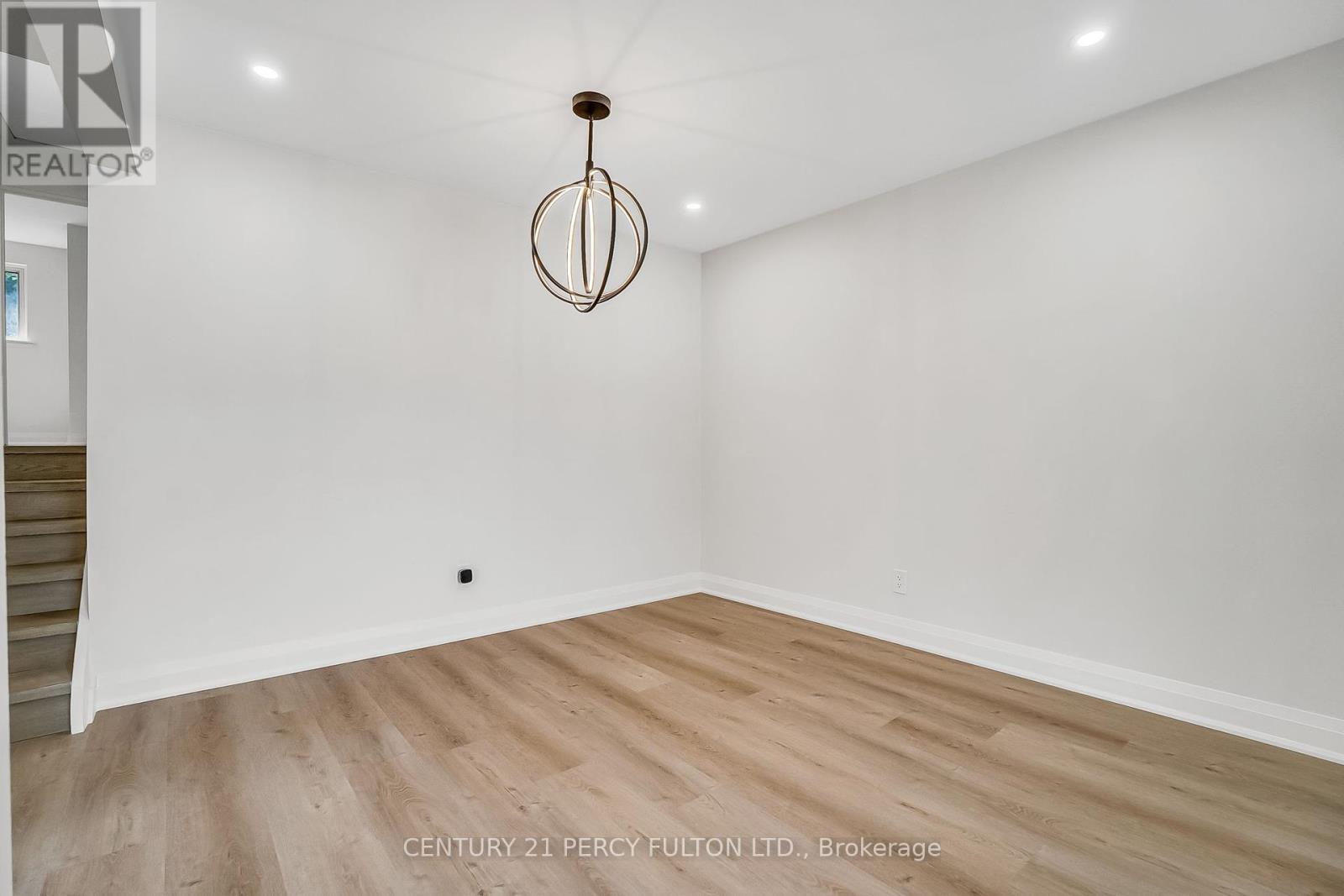 33 Pettibone Square, Toronto, Ontario  M1W 2J1 - Photo 8 - E12348455