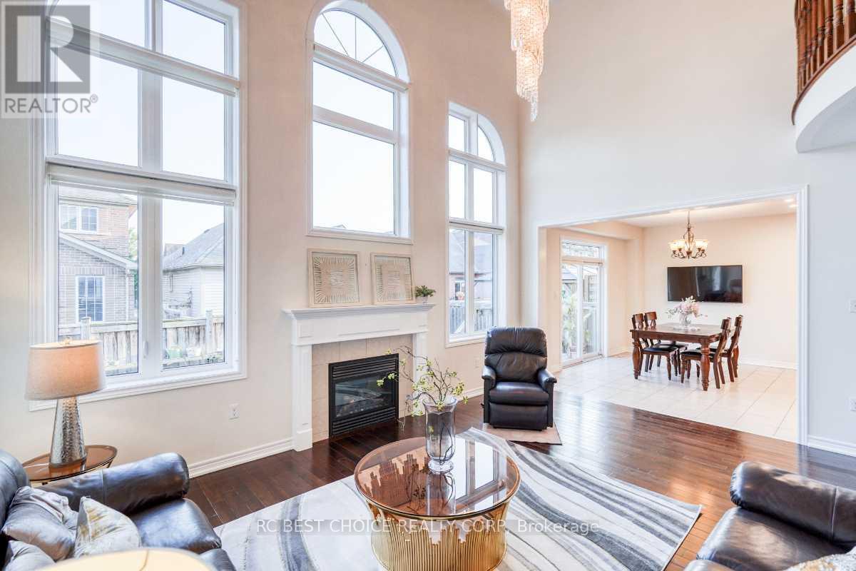 37 Bud Leggett Crescent, Georgina (Keswick South), Ontario  L4P 0B7 - Photo 8 - N12348470