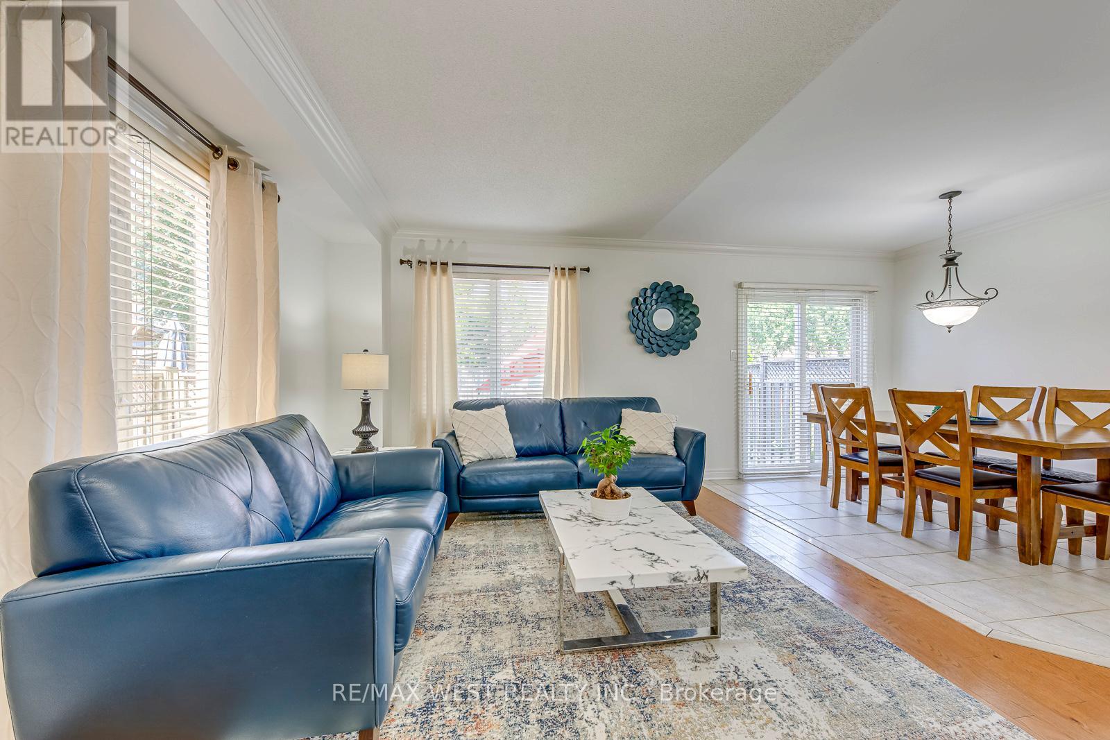 56 Laura Sabrina Drive, Vaughan (Sonoma Heights), Ontario  L4H 1X8 - Photo 8 - N12348476