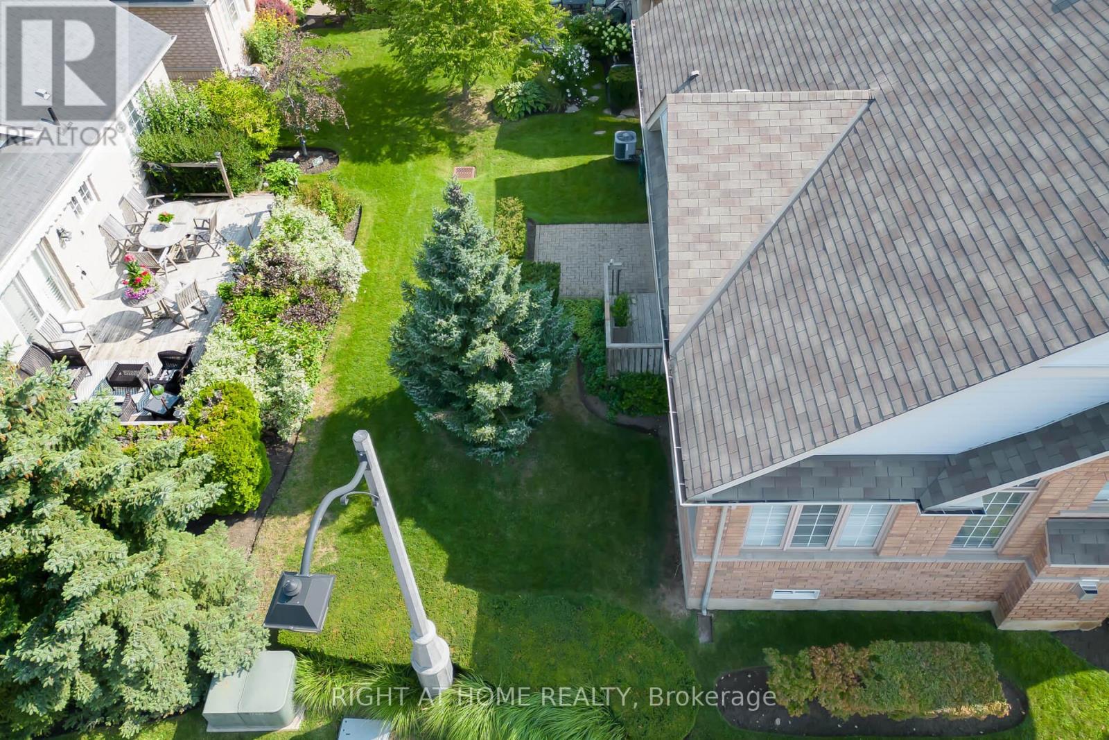 1 Sea Holly Crescent, Brampton, Ontario  L6R 0W2 - Photo 25 - W12343397