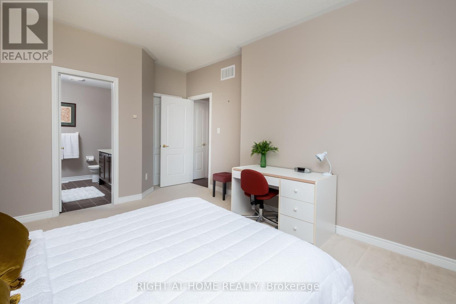 1 Sea Holly Crescent, Brampton, Ontario  L6R 0W2 - Photo 16 - W12343397
