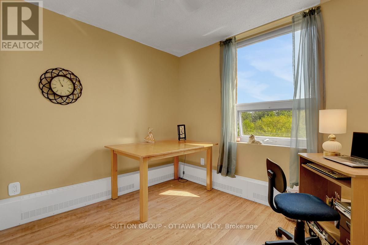 405 - 665 Bathgate Drive, Ottawa, Ontario K1K 3Y4 - Photo 33 - X12348519