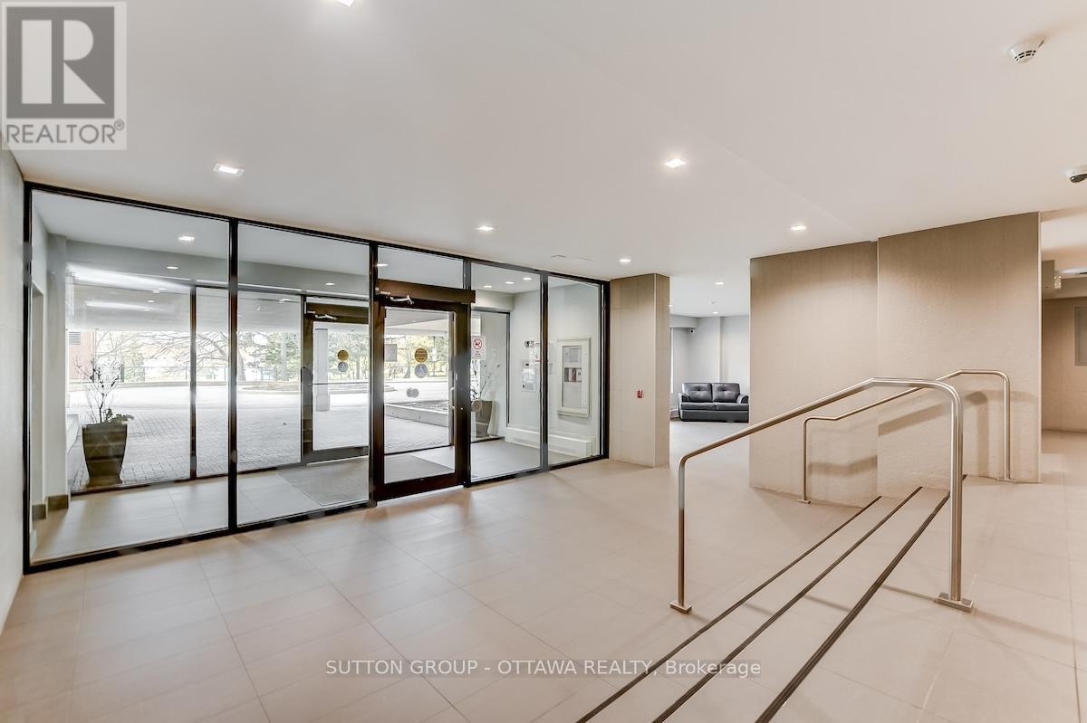 405 - 665 Bathgate Drive, Ottawa, Ontario K1K 3Y4 - Photo 8 - X12348519