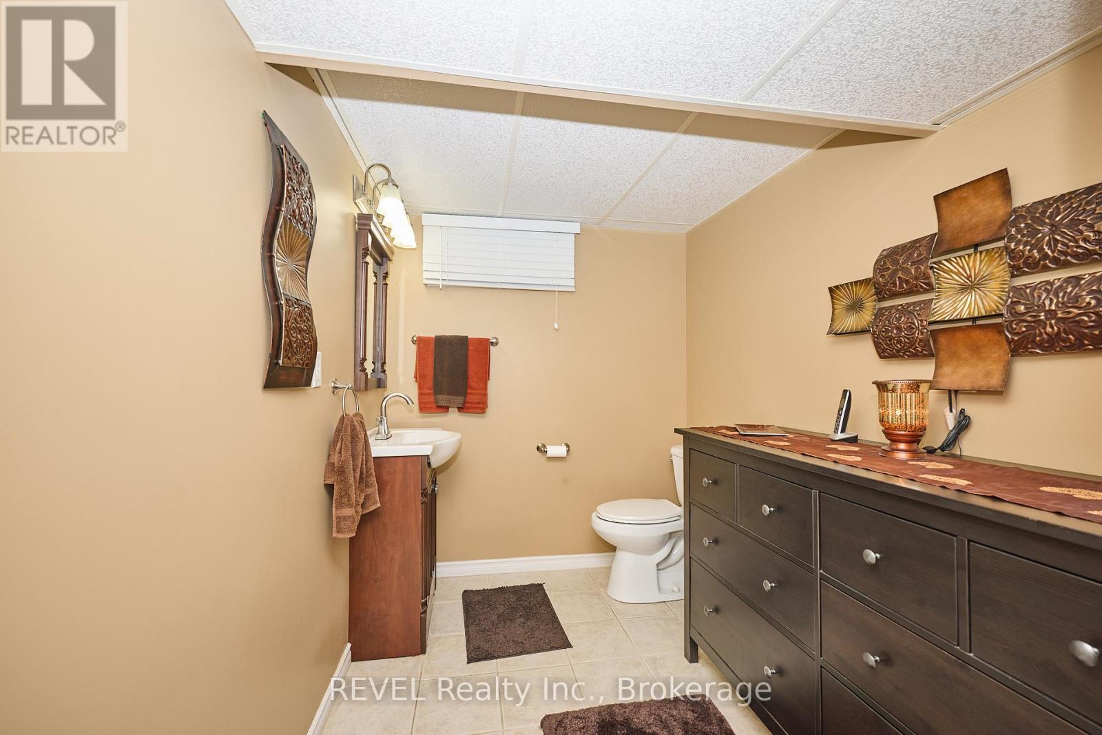 4148 Preston Avenue, Niagara Falls, Ontario  L2H 2C5 - Photo 33 - X12348482