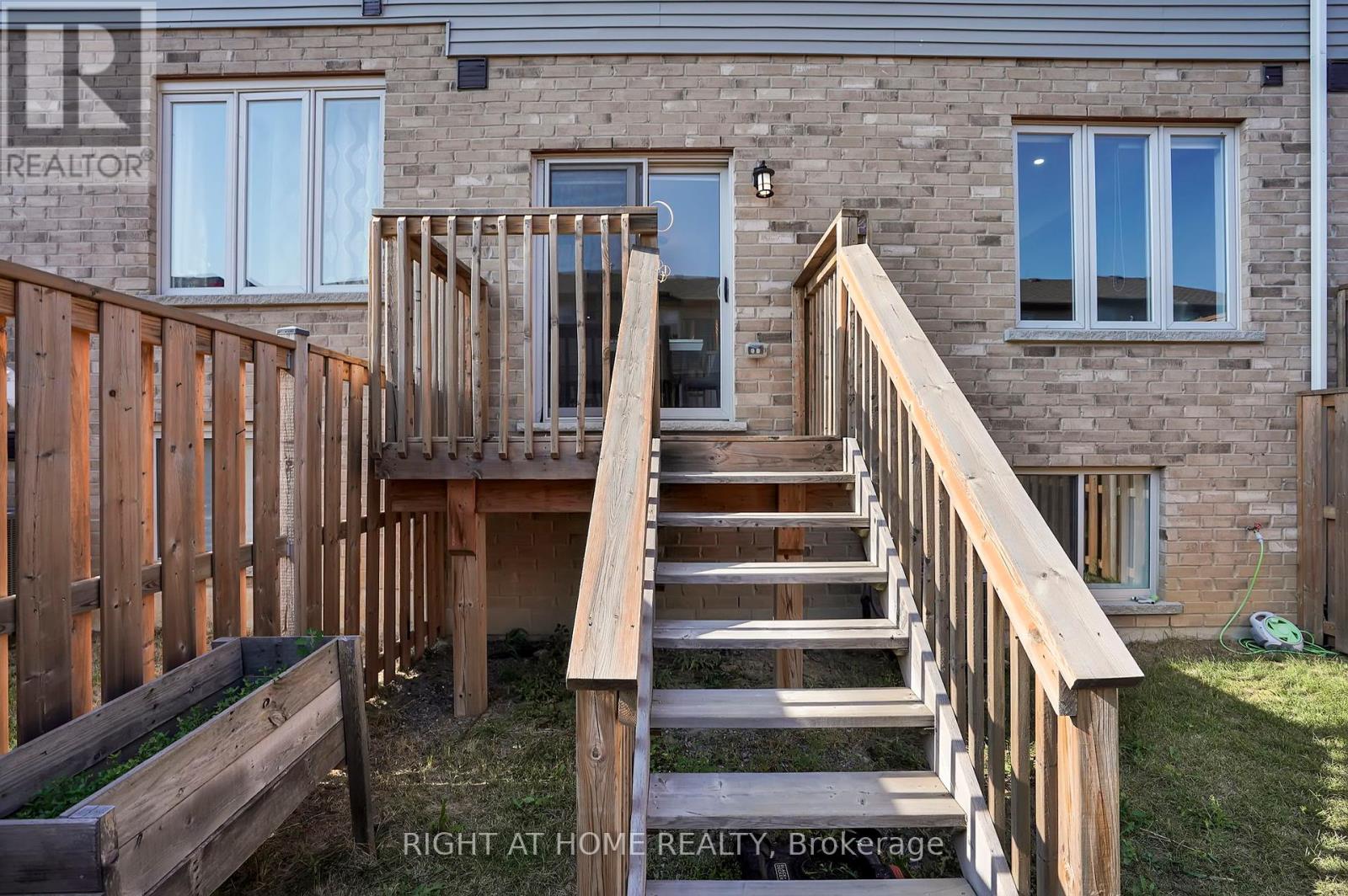 91 Beasley Grove, Hamilton (Meadowlands), Ontario  L9K 0J7 - Photo 36 - X12348461