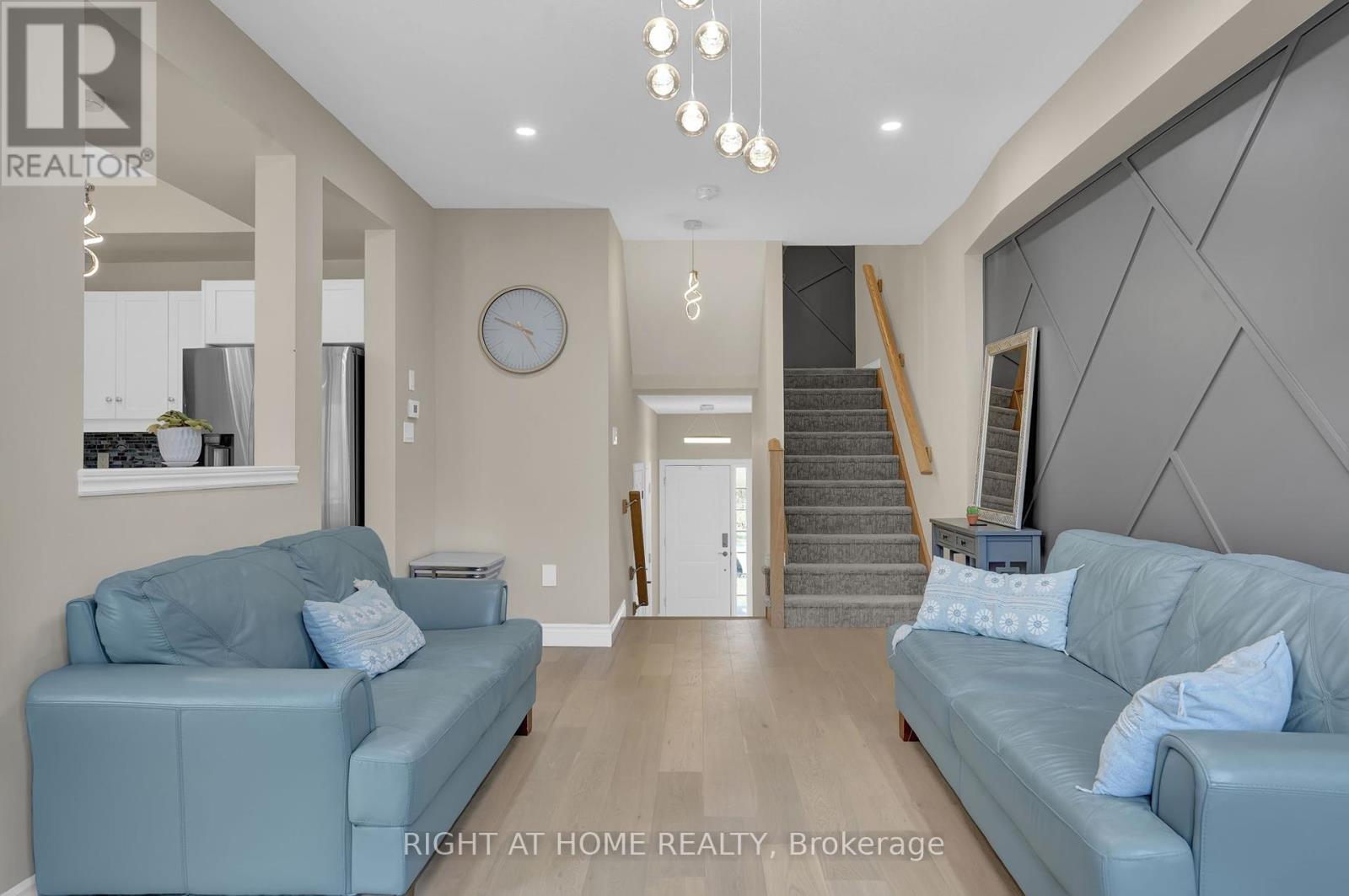 91 Beasley Grove, Hamilton (Meadowlands), Ontario  L9K 0J7 - Photo 6 - X12348461