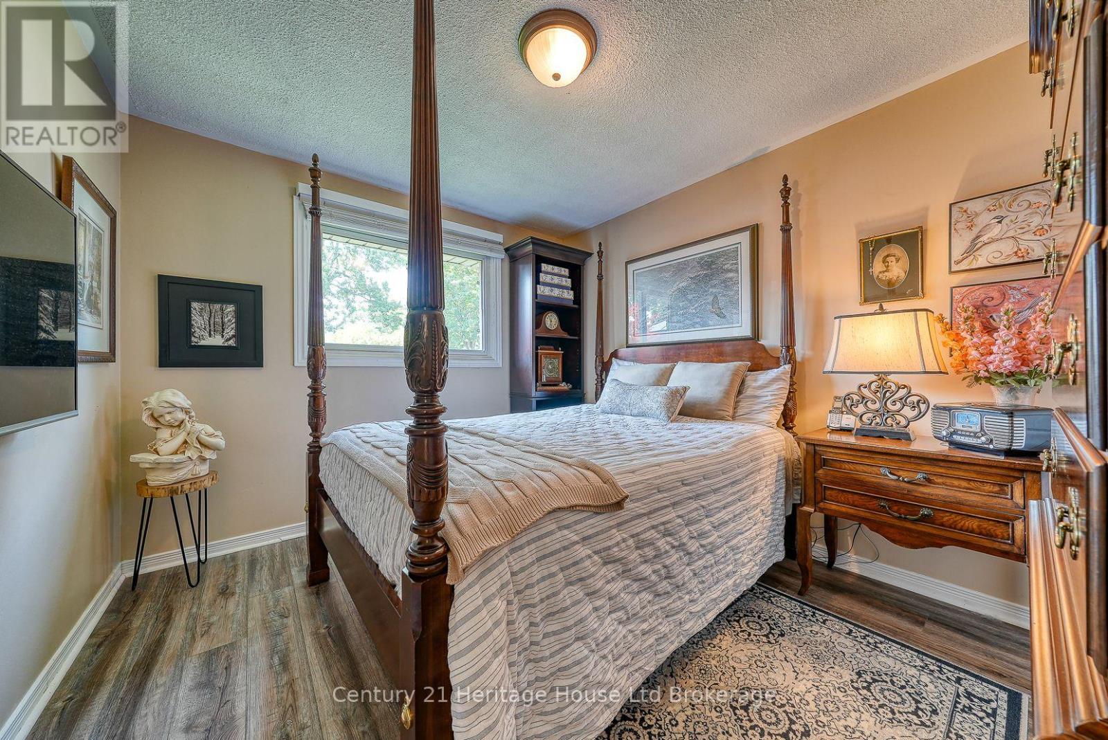 12 Steele Street, St. Thomas, Ontario  N5R 2Y3 - Photo 19 - X12348498