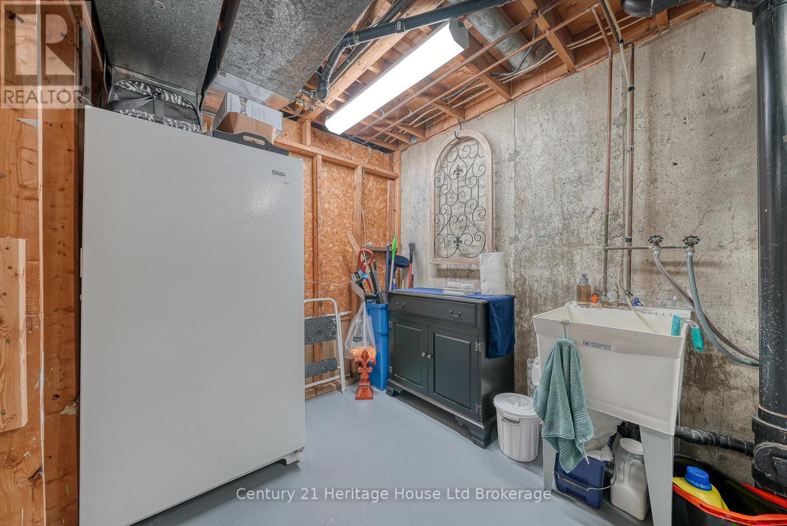 12 Steele Street, St. Thomas, Ontario  N5R 2Y3 - Photo 32 - X12348498