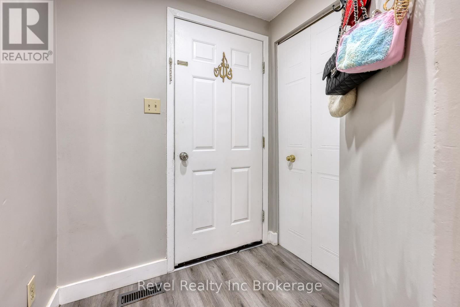 20 - 380 Quarter Town Line Road, Tillsonburg, Ontario  N4G 5L5 - Photo 6 - X12348532