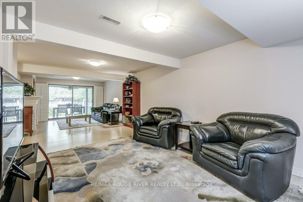 34 - 1398 Pelham Street, Pelham (Fonthill), Ontario  L0S 1E7 - Photo 27 - X12348503