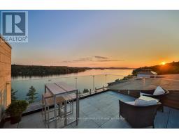 002 - 727 GRANDVIEW DRIVE