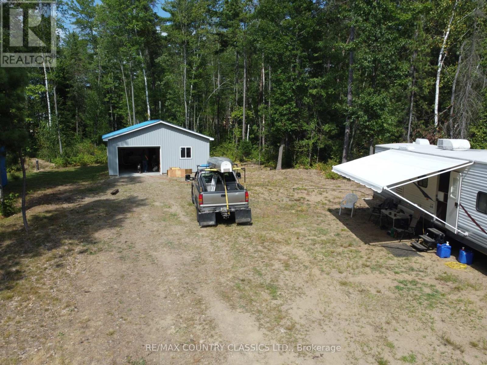 74 Murray Park Street, Madawaska Valley, Ontario  K0J 1B0 - Photo 3 - X12348595