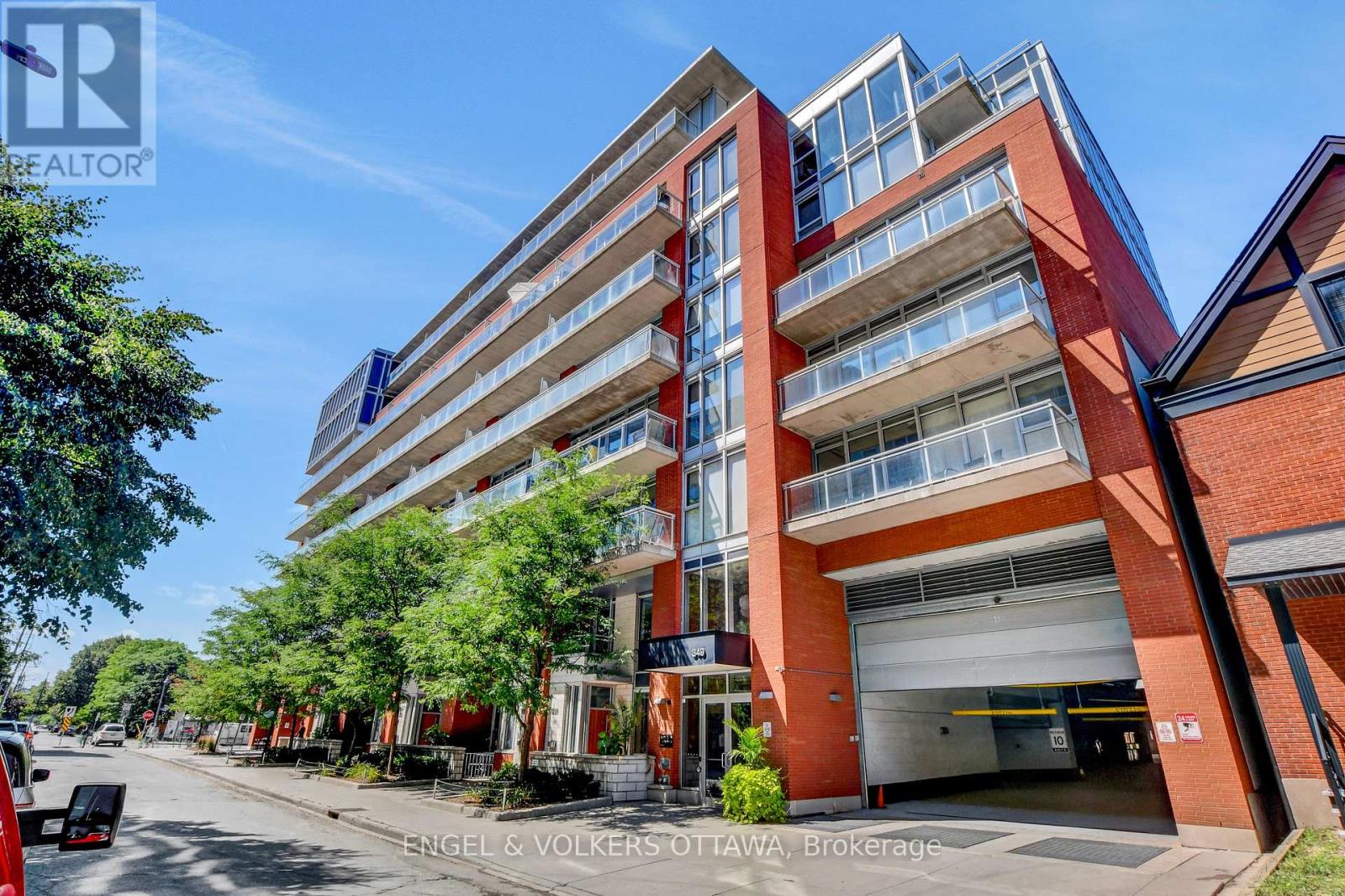 532 - 349 MCLEOD STREET, Ottawa, Ontario