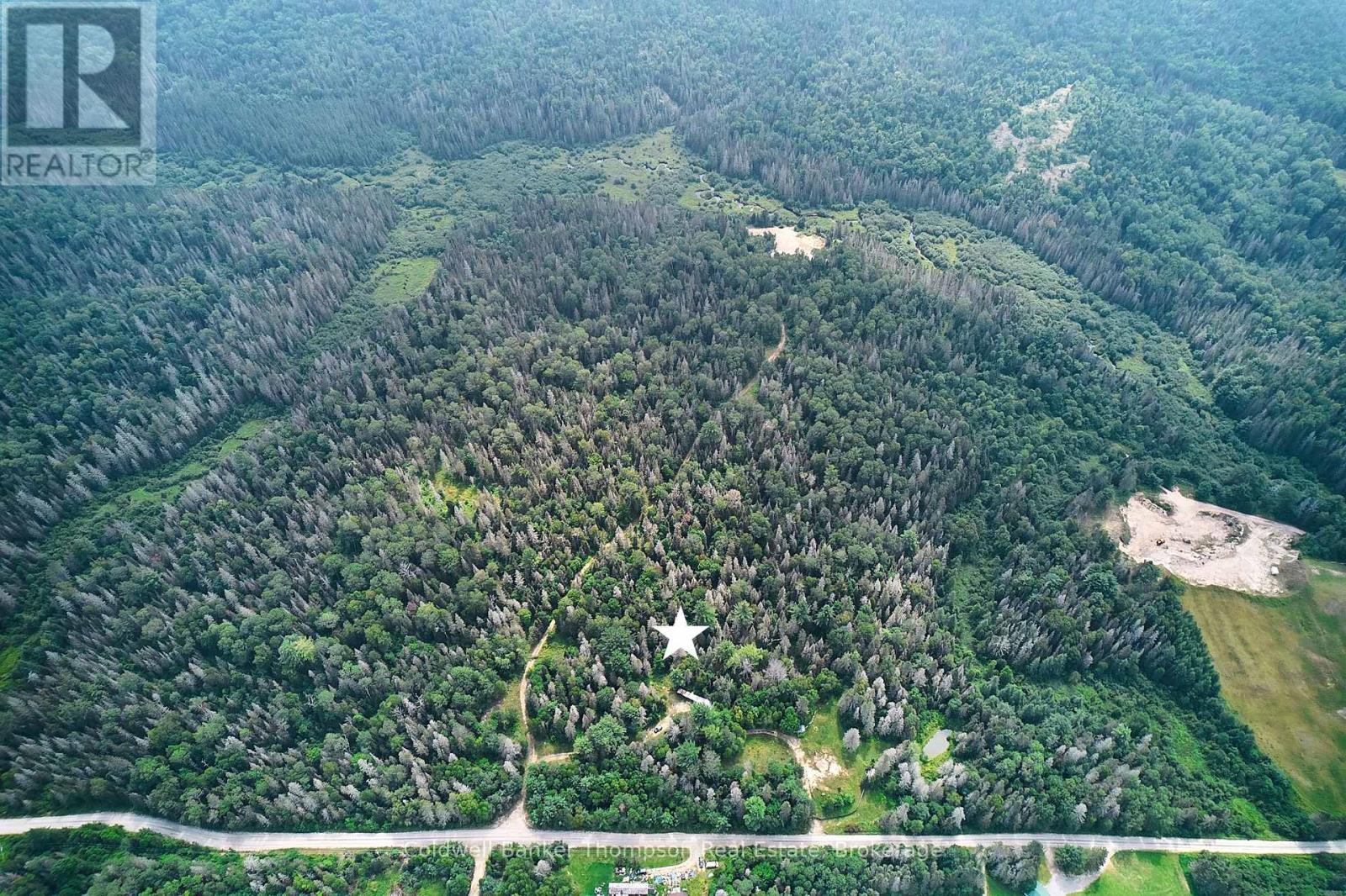 185 Halls Road E, Magnetawan, Ontario  P0A 1Z0 - Photo 1 - X12348566