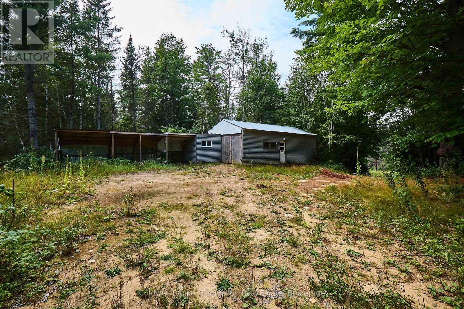 185 Halls Road E, Magnetawan, Ontario  P0A 1Z0 - Photo 13 - X12348566