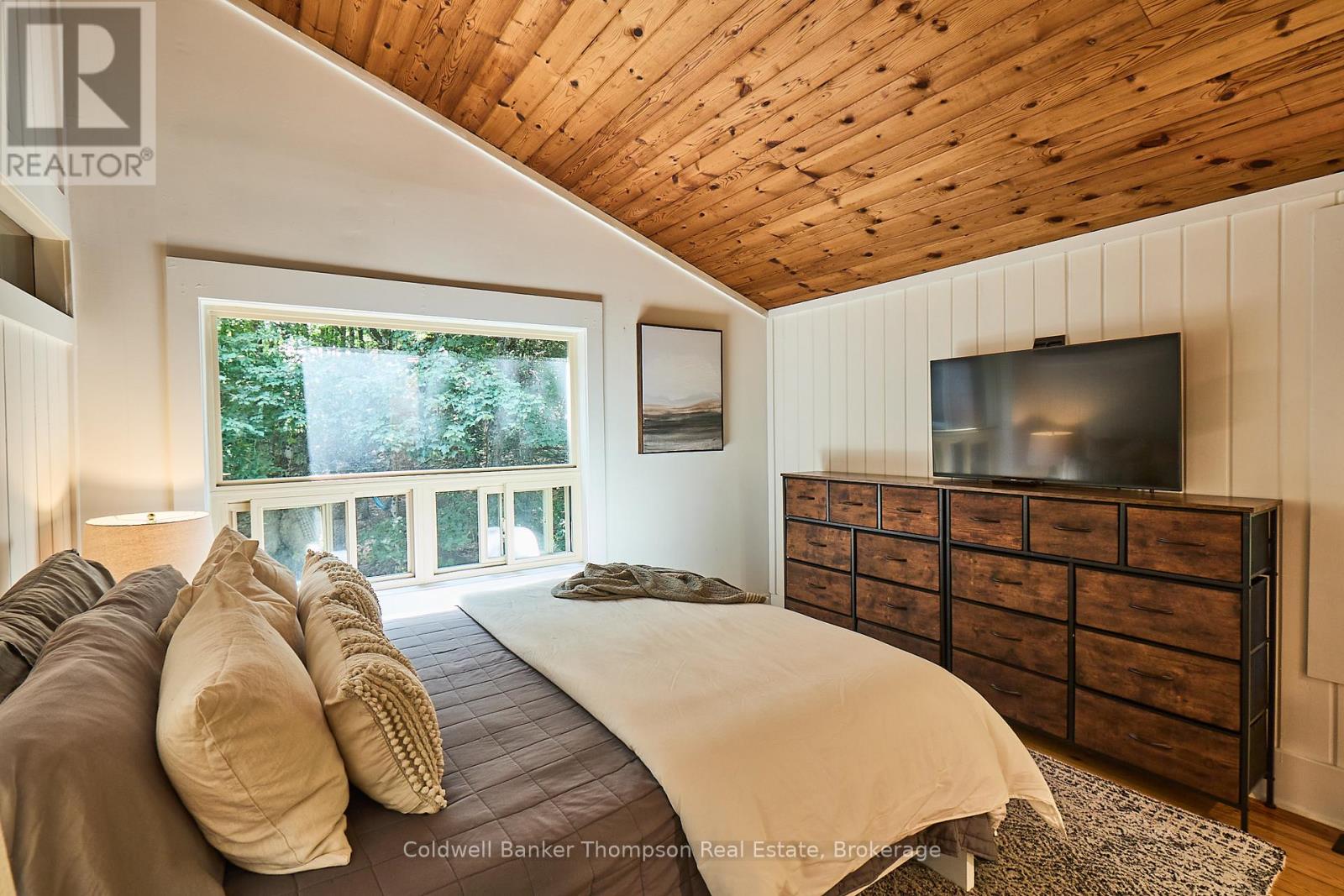 869 North Mary Lake Road, Huntsville, Ontario  P1H 1S4 - Photo 19 - X12348575