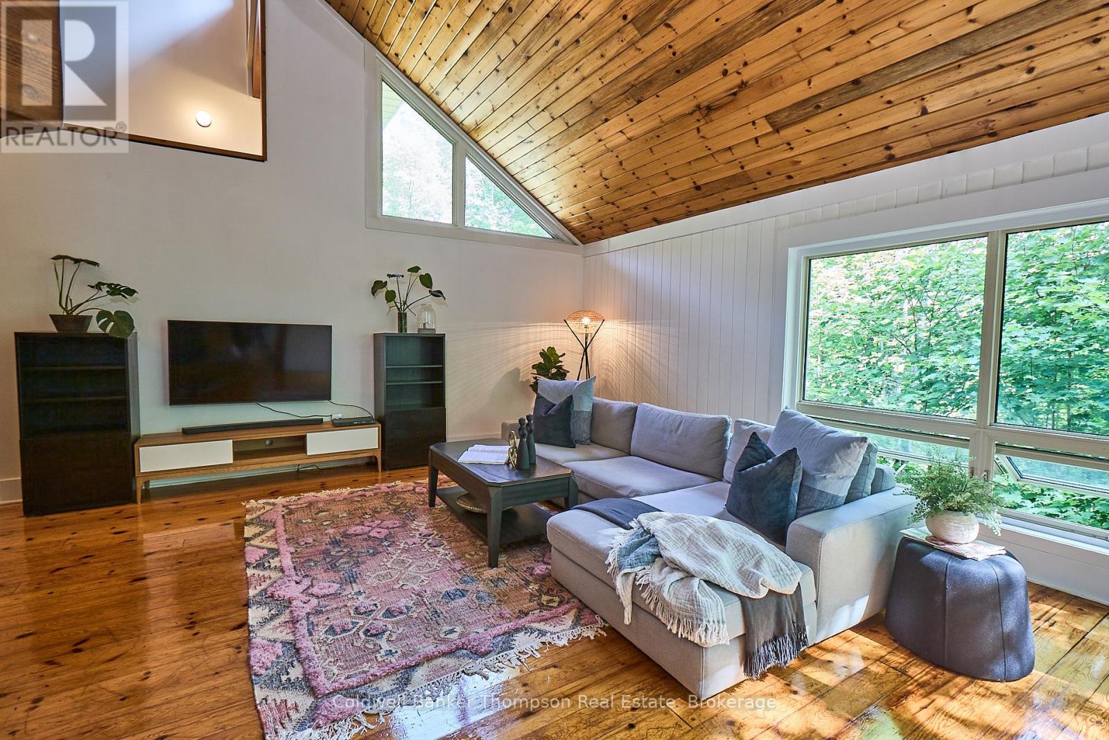 869 North Mary Lake Road, Huntsville, Ontario  P1H 1S4 - Photo 4 - X12348575