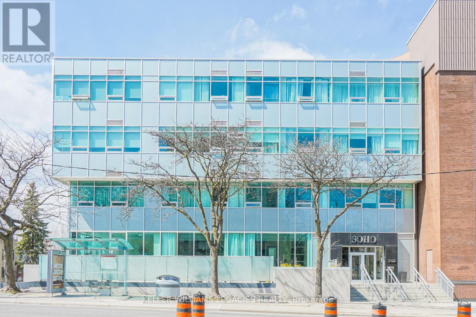 302 - 562 EGLINTON AVENUE E, Toronto, Ontario