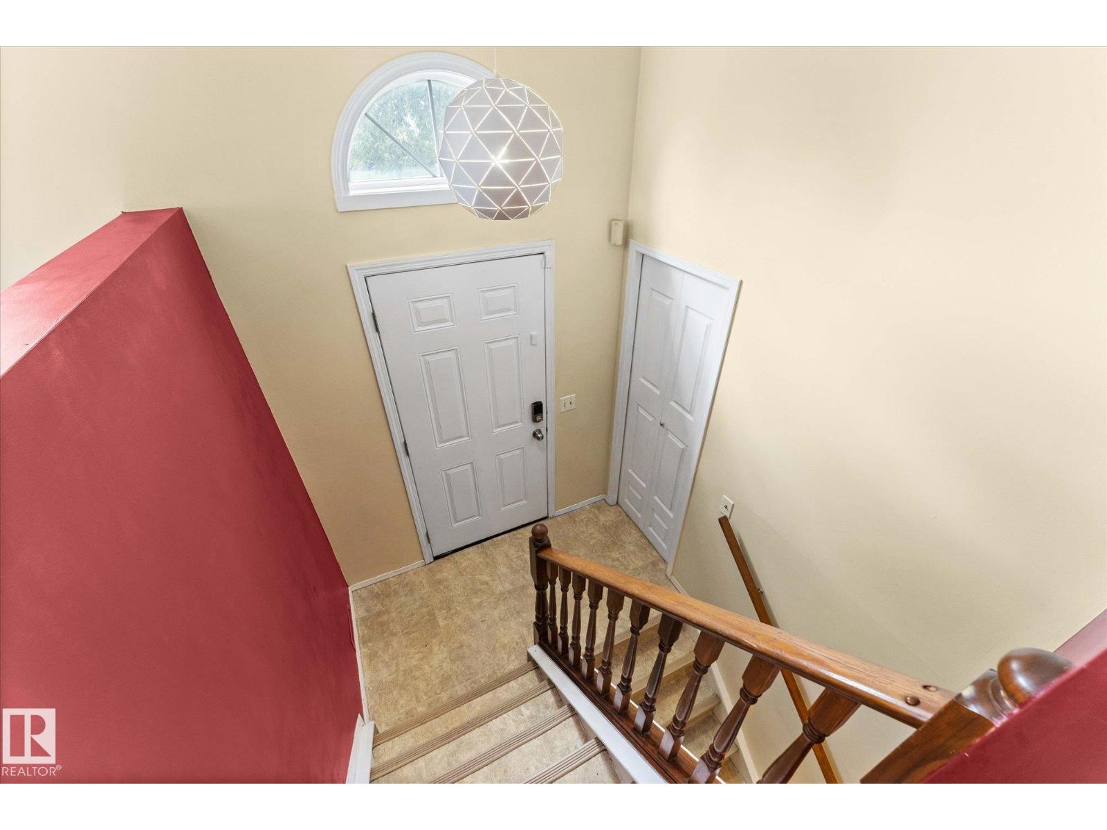 124 Klarvatten Rd Nw, Edmonton, Alberta  T5Z 2X4 - Photo 13 - E4453353
