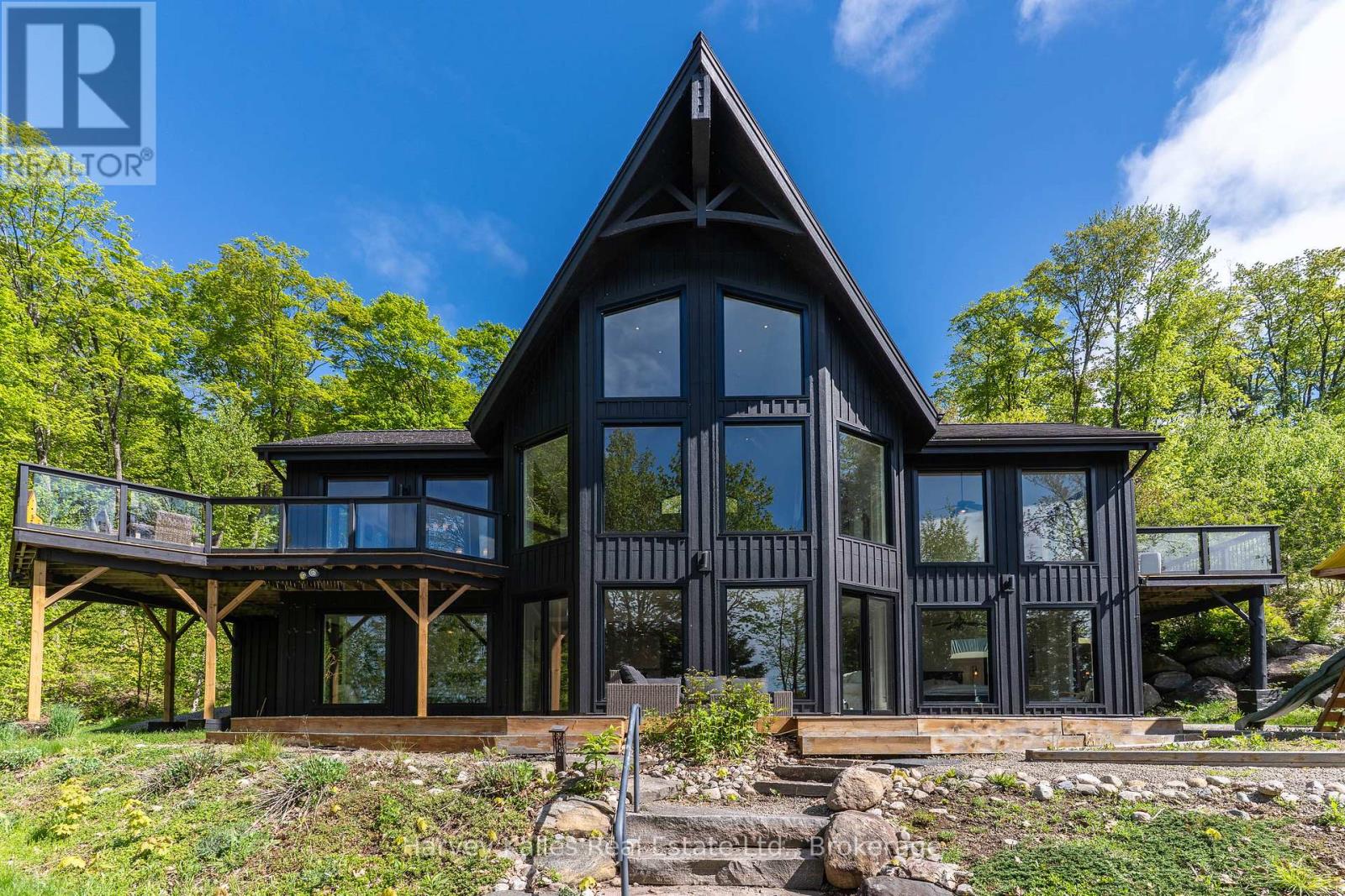 4 - 1118 North Drive, Muskoka Lakes, Ontario  P0B 1G0 - Photo 1 - X12162047
