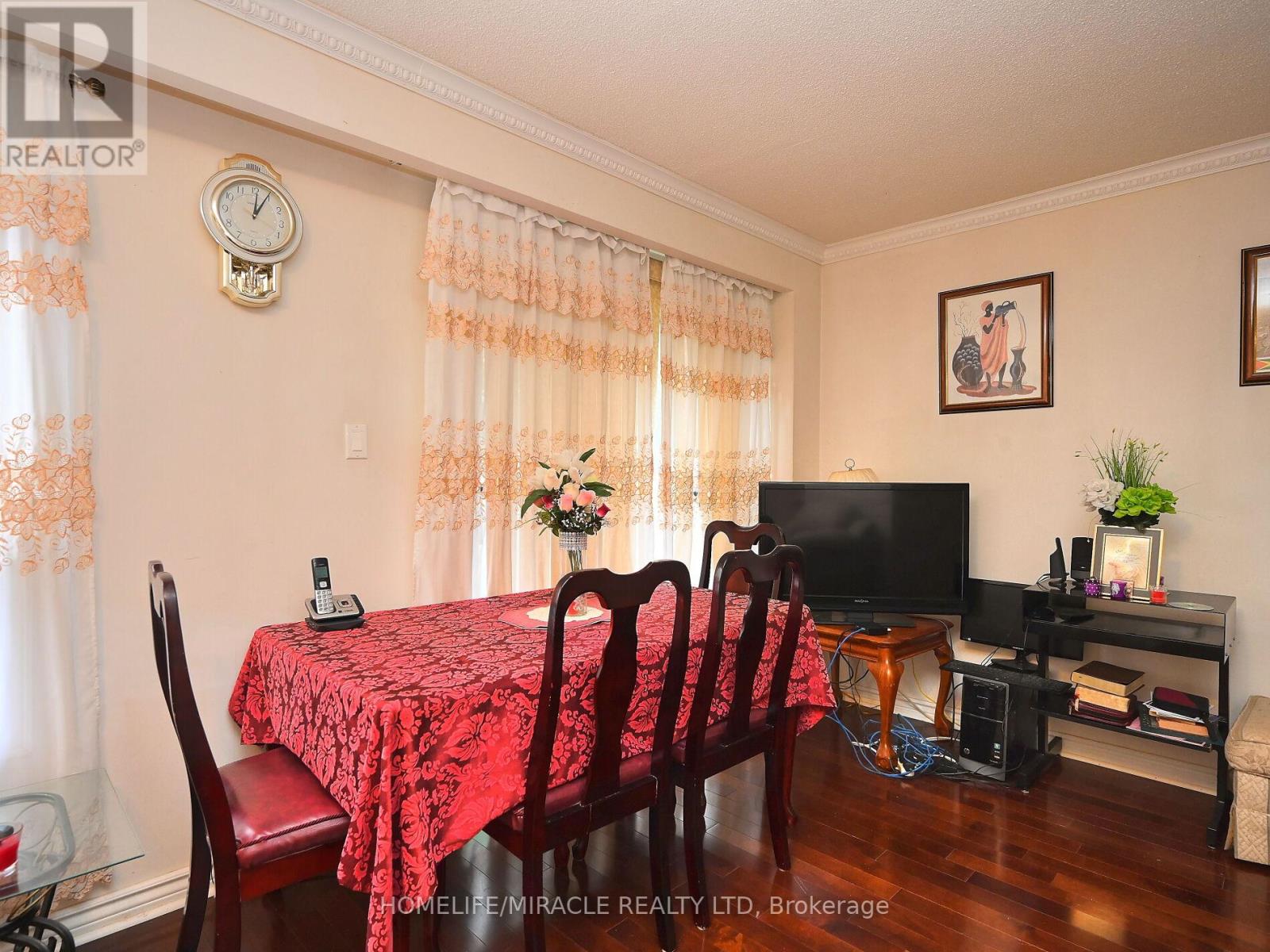 119 - 120 Collins Crescent W, Brampton (Brampton North), Ontario  L6V 3N1 - Photo 17 - W12348609