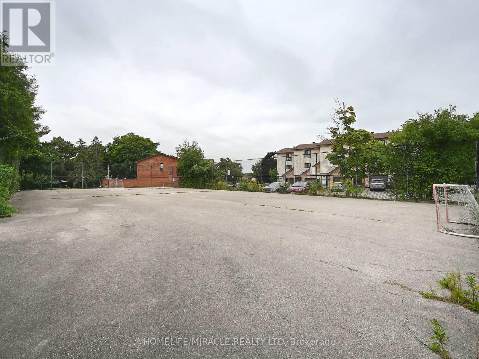 119 - 120 Collins Crescent W, Brampton (Brampton North), Ontario  L6V 3N1 - Photo 48 - W12348609