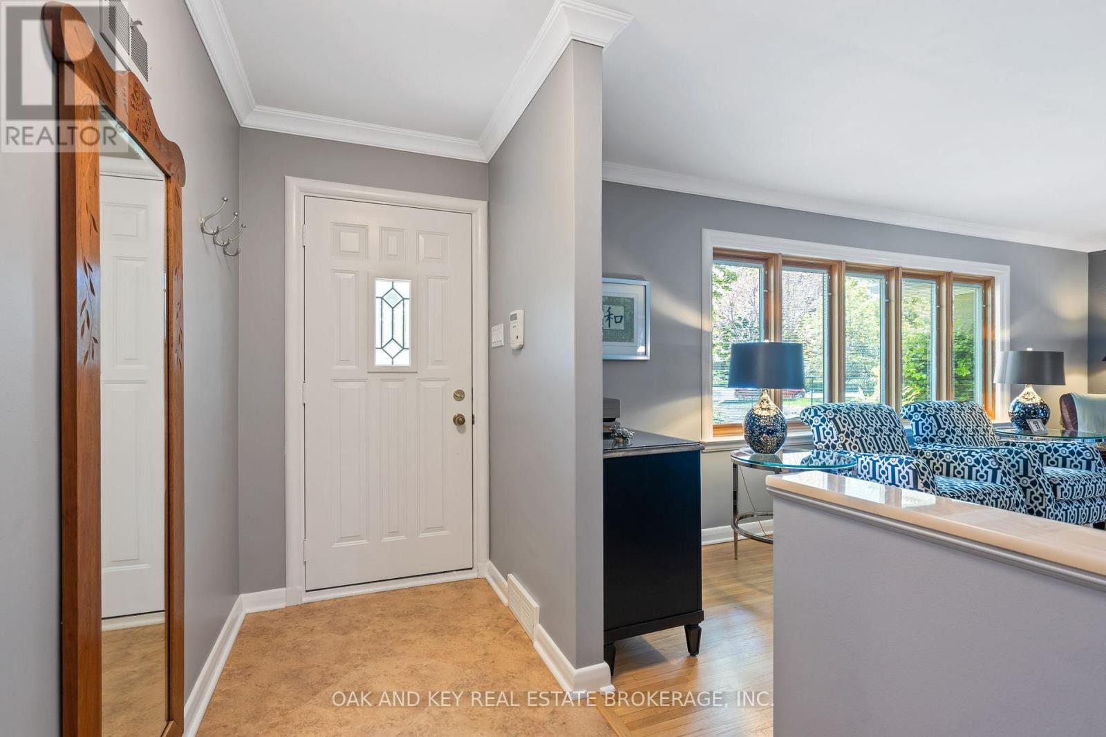 487 Melcrest Road, London South, Ontario  N6J 3T2 - Photo 7 - X12332137
