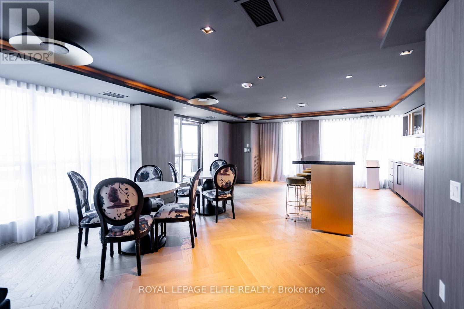 418 - 405 Dundas Street, Oakville (Oa Rural Oakville), Ontario  L6M 4M2 - Photo 39 - W12348521