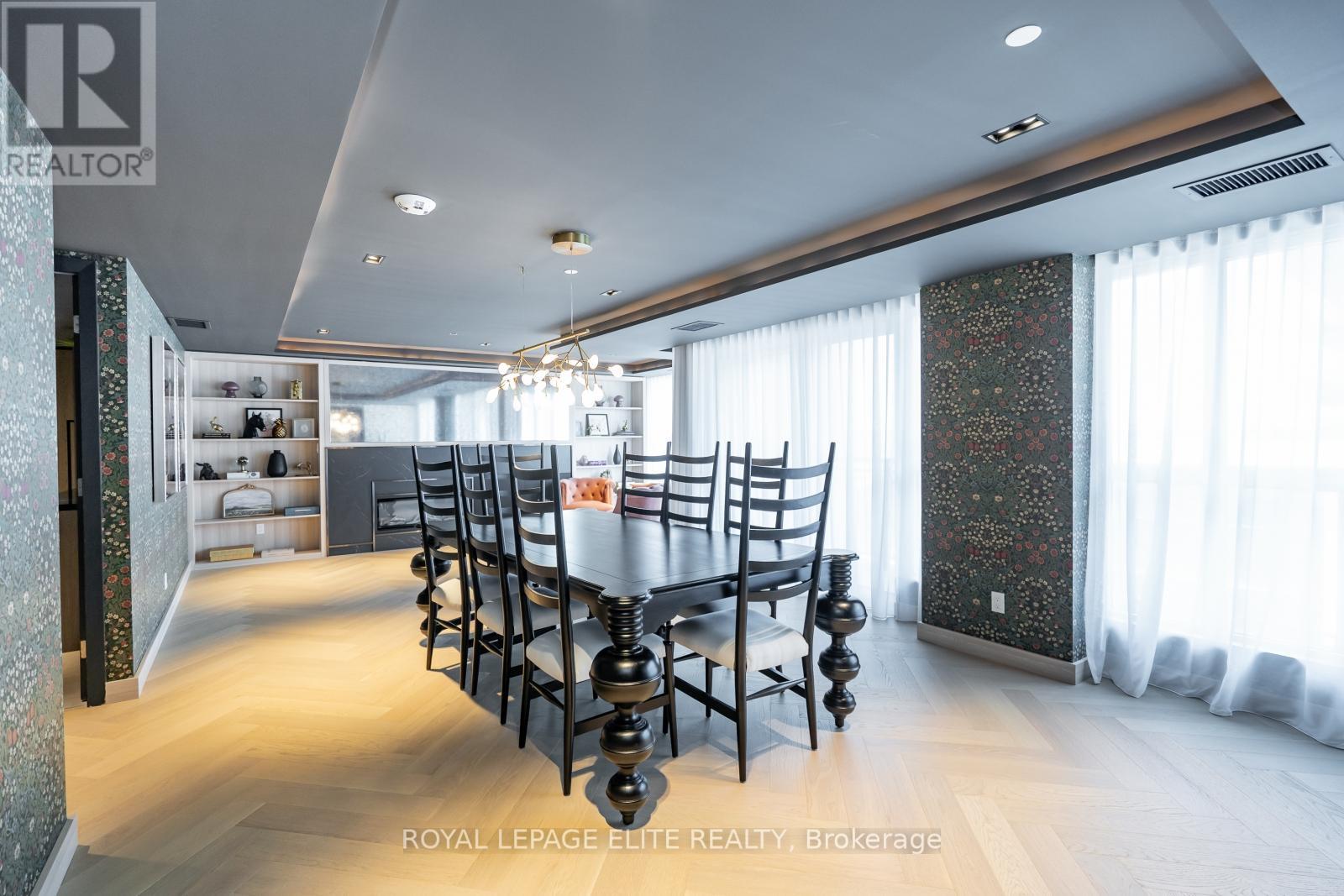 418 - 405 Dundas Street, Oakville (Oa Rural Oakville), Ontario  L6M 4M2 - Photo 35 - W12348521