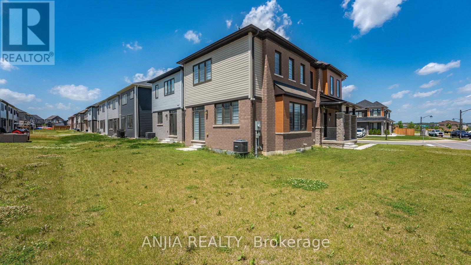 1 Gunn Avenue, Brant, Ontario  N3T 5L5 - Photo 25 - X12348597