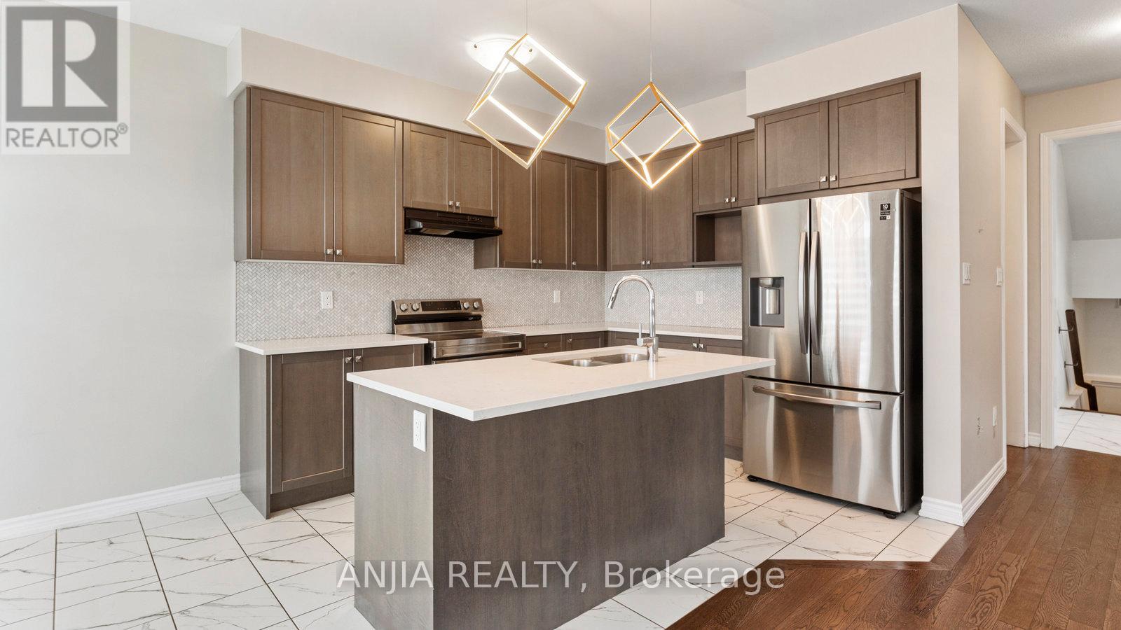 1 Gunn Avenue, Brant, Ontario  N3T 5L5 - Photo 6 - X12348597