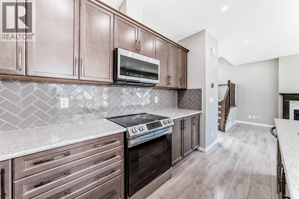 13 Carrington Manor Nw, Calgary, Alberta  T3P 0Z2 - Photo 9 - A2244806