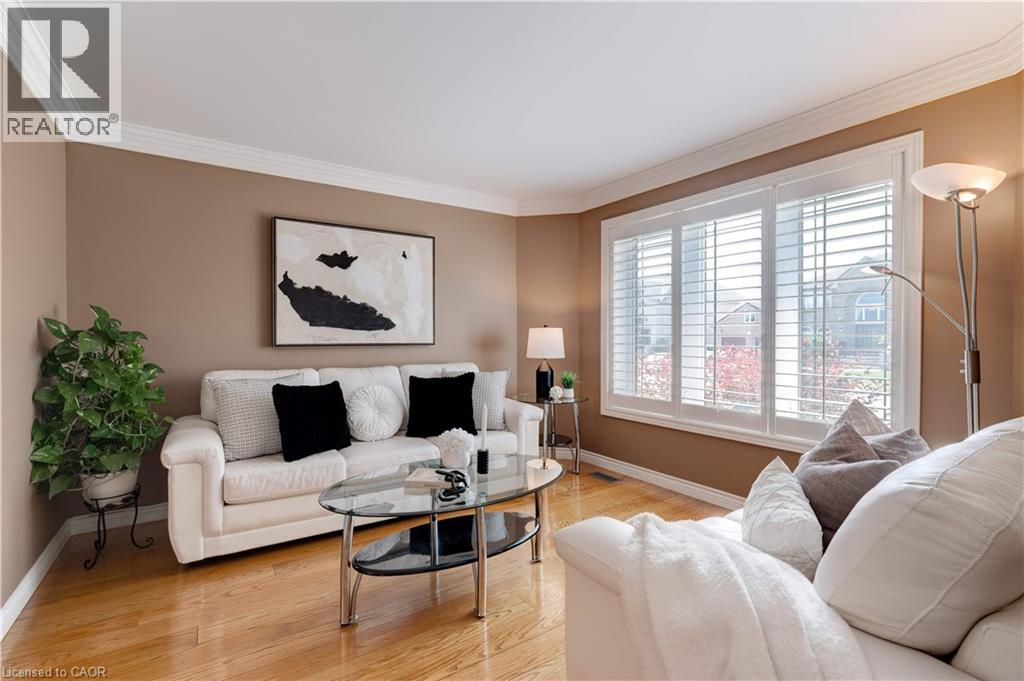 6 Embassy Drive, Hamilton, Ontario  L8T 4Z8 - Photo 3 - 40759508