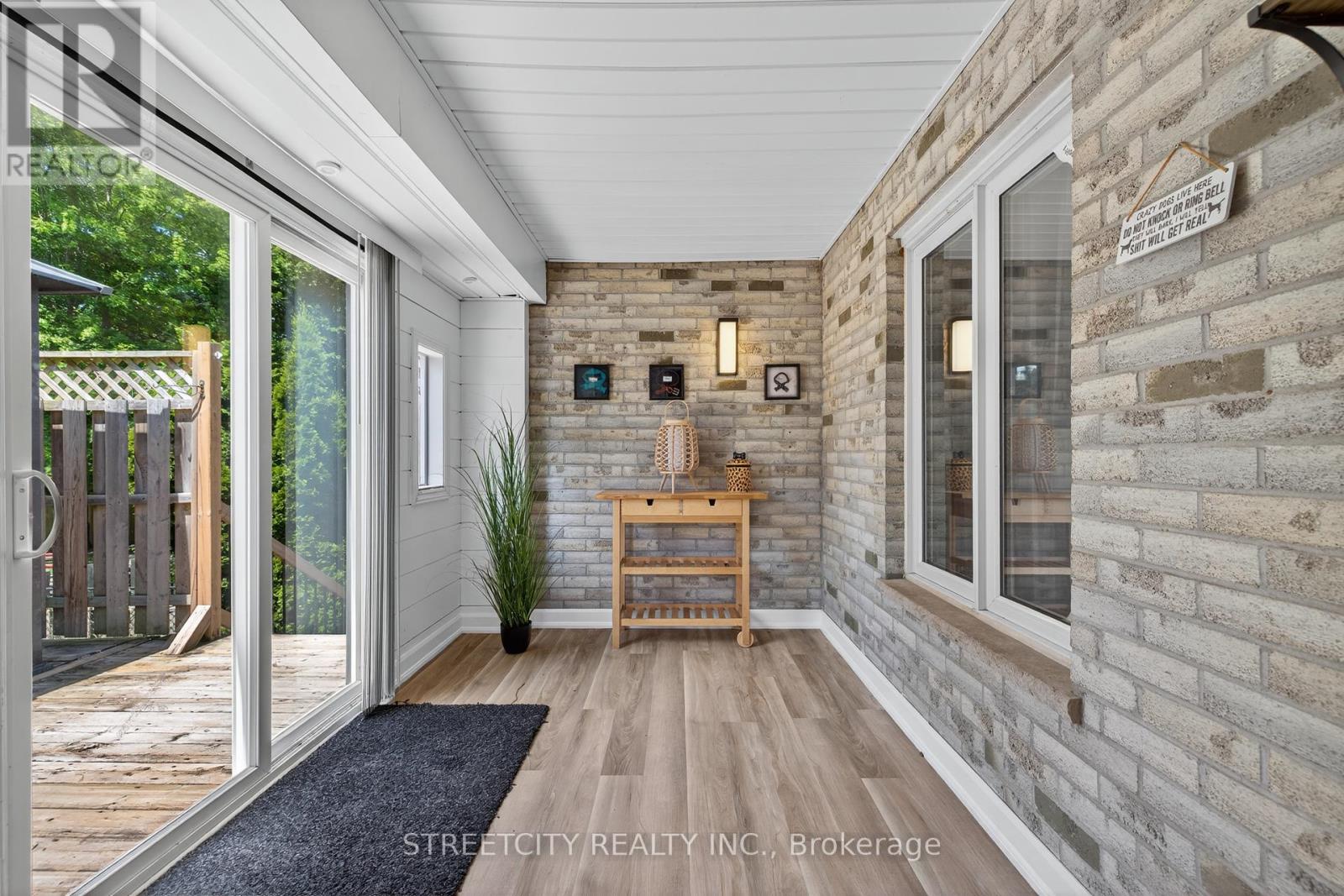 1163 Crumlin Side Road, London East, Ontario  N5V 1R6 - Photo 18 - X12348628
